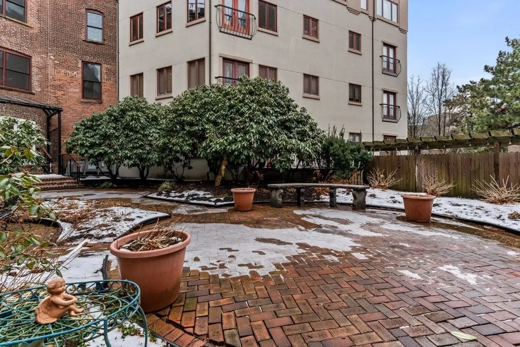 2 bed, 2 bath apartment for rent at 100 Fulton St Unit 4T, North End — photo 17 of 19