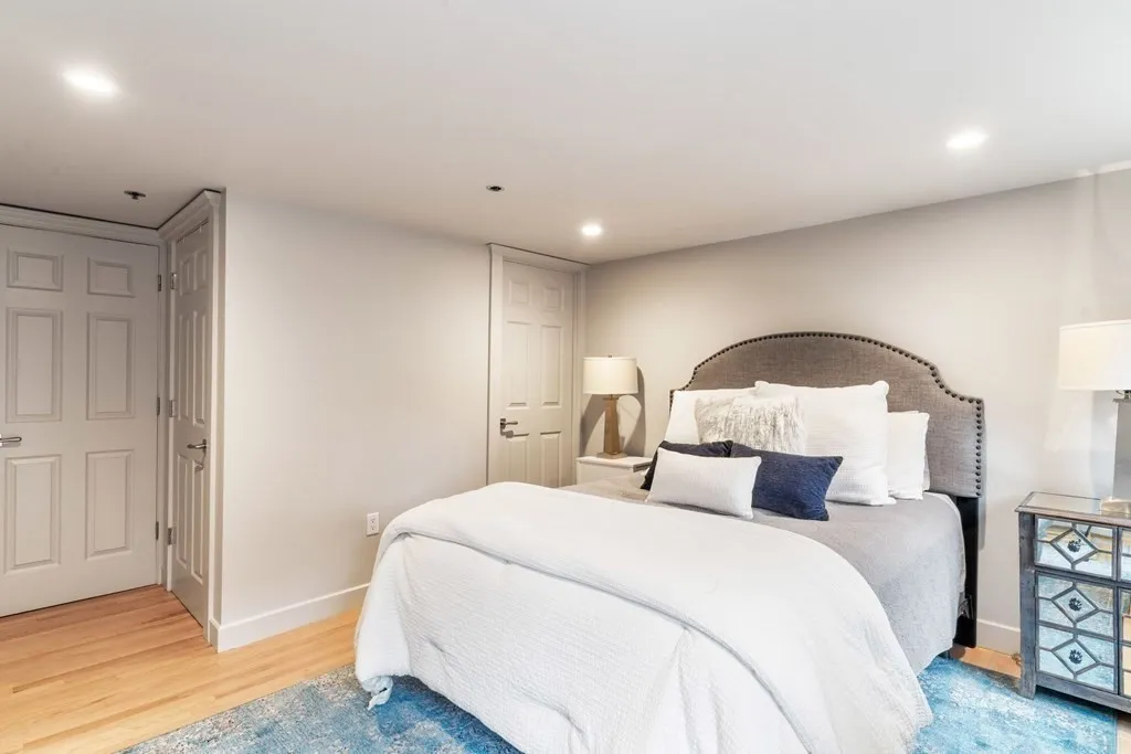 2 bed, 2 bath apartment for rent at 100 Fulton St Unit 4T, North End — photo 9 of 19