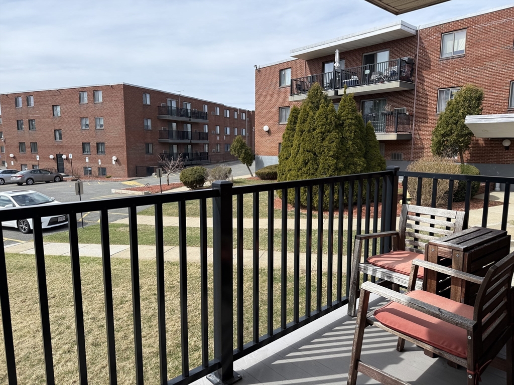 2 bed, 1 bath apartment for rent at 100 Governors Park Unit 12, Winthrop — photo 5 of 9