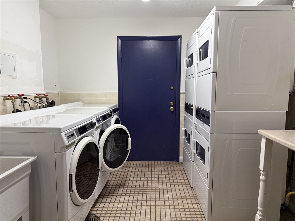 2 bed, 1 bath apartment for rent at 100 Governors Park Unit 12, Winthrop — photo 9 of 9
