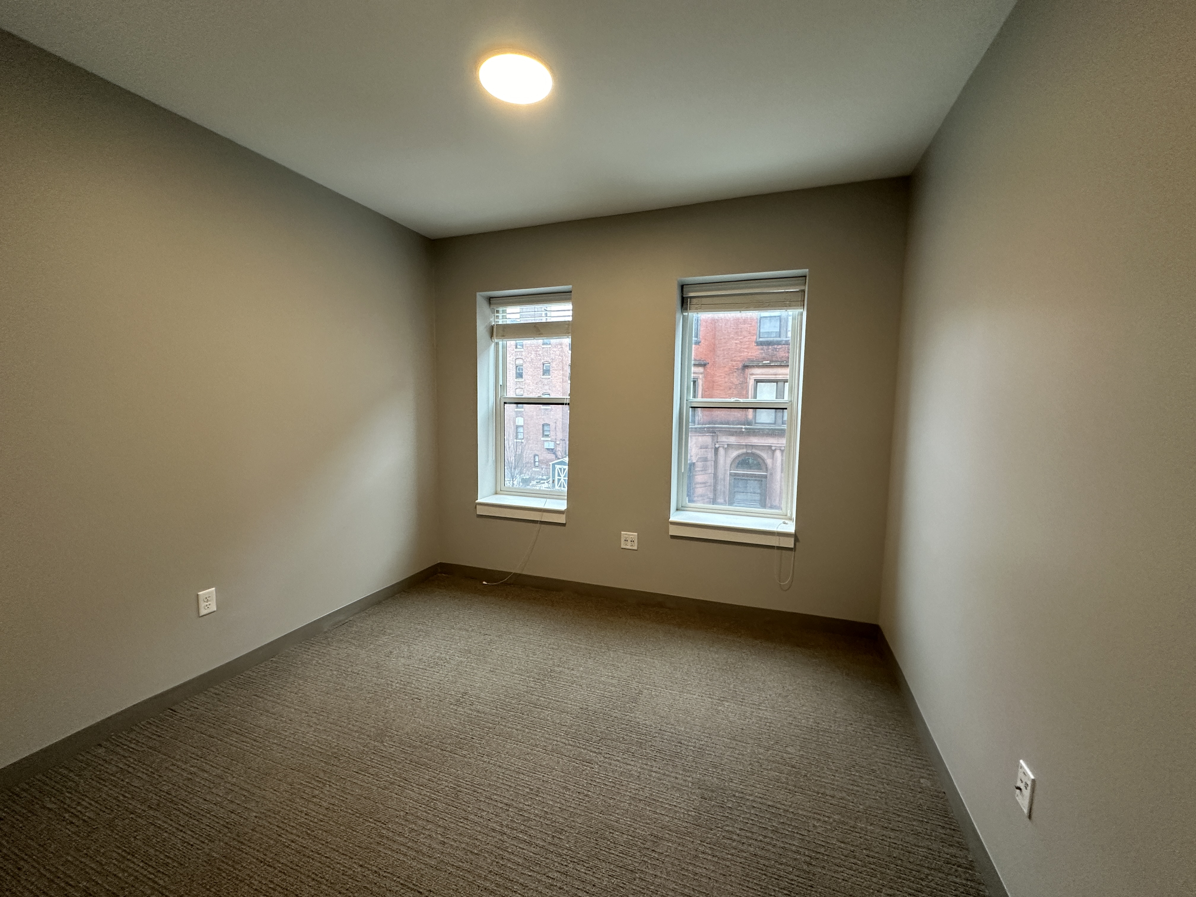 3 bed, 1 bath apartment for rent at 100 Hemenway St Unit 4, Fenway — photo 19 of 29