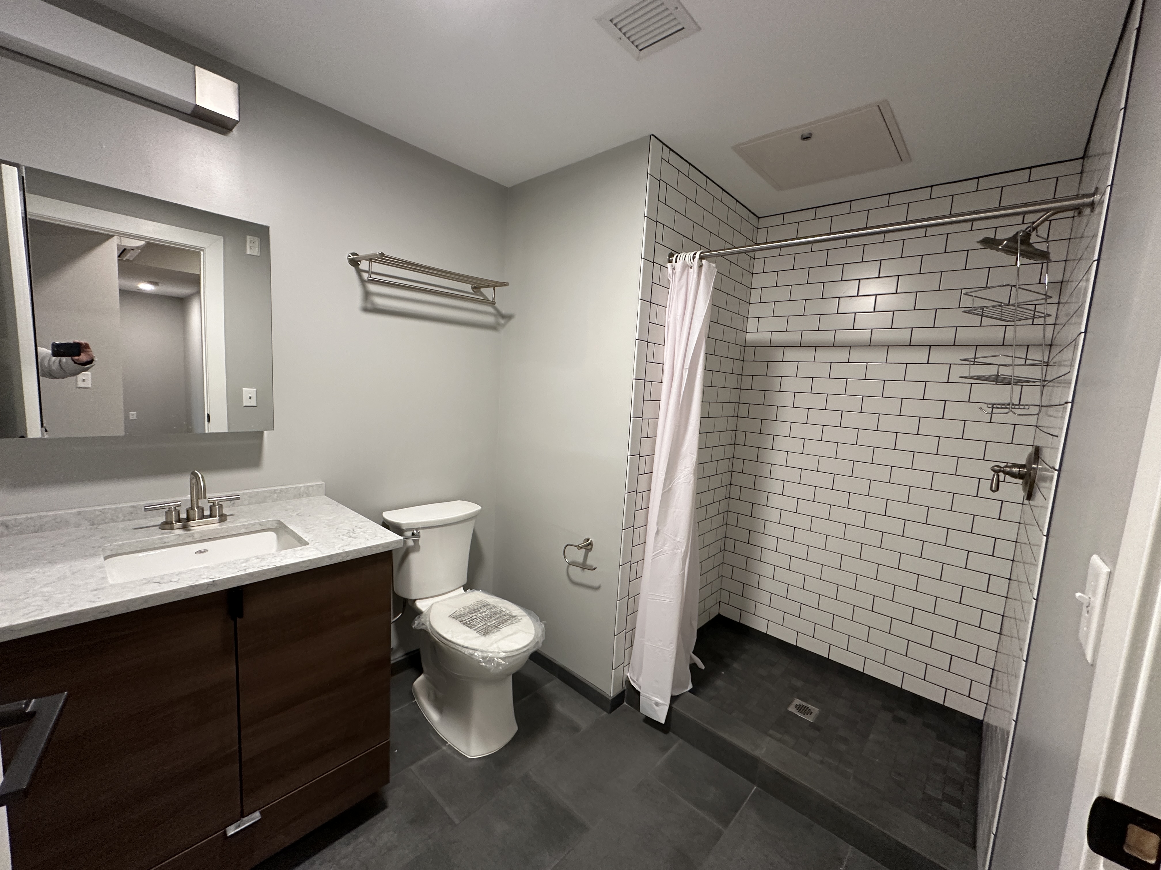 3 bed, 1 bath apartment for rent at 100 Hemenway St Unit 4, Fenway — photo 15 of 29