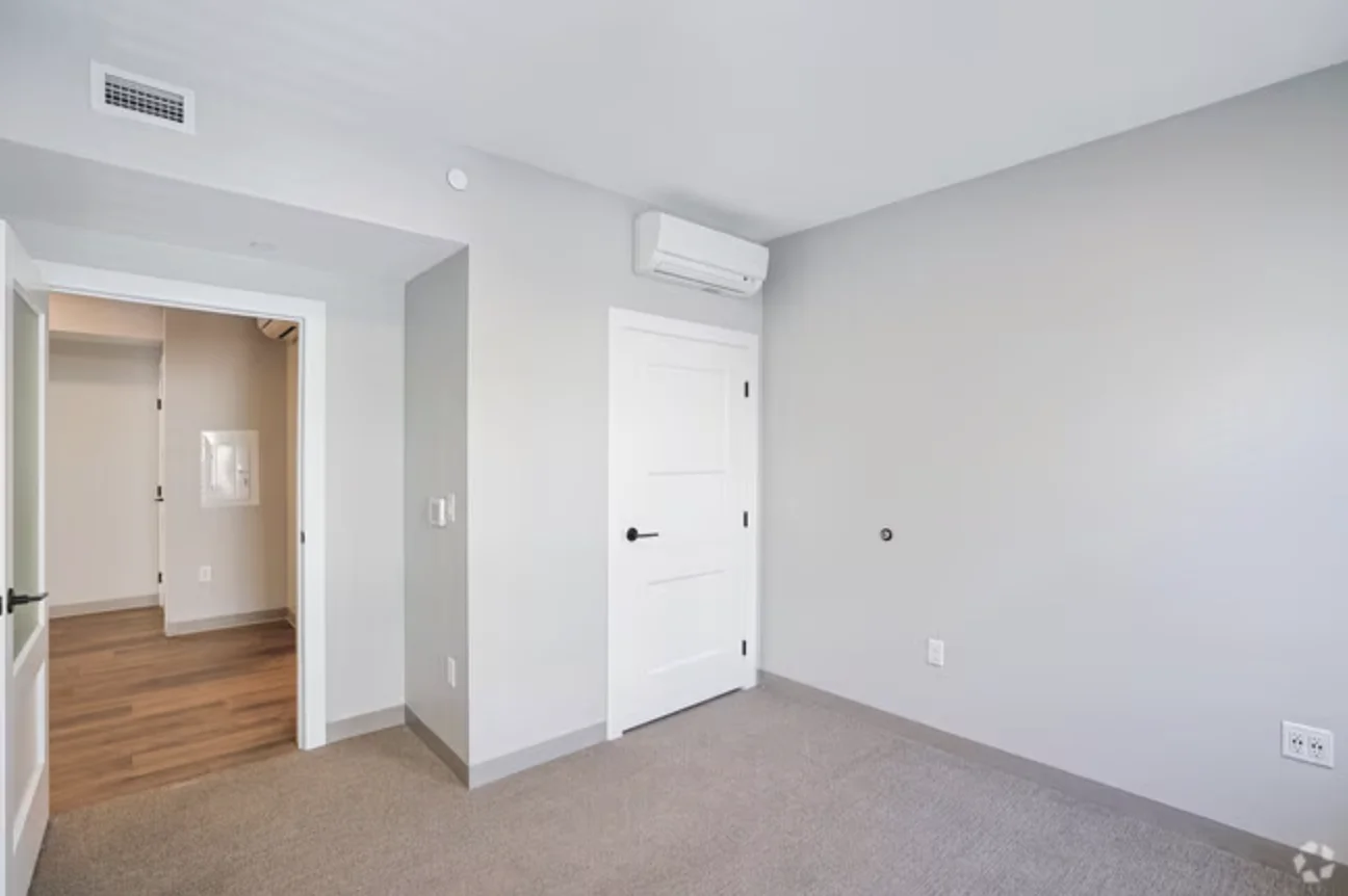 2 bed, 1 bath apartment for rent at 100 Hemenway St Unit 407, Fenway — photo 5 of 12