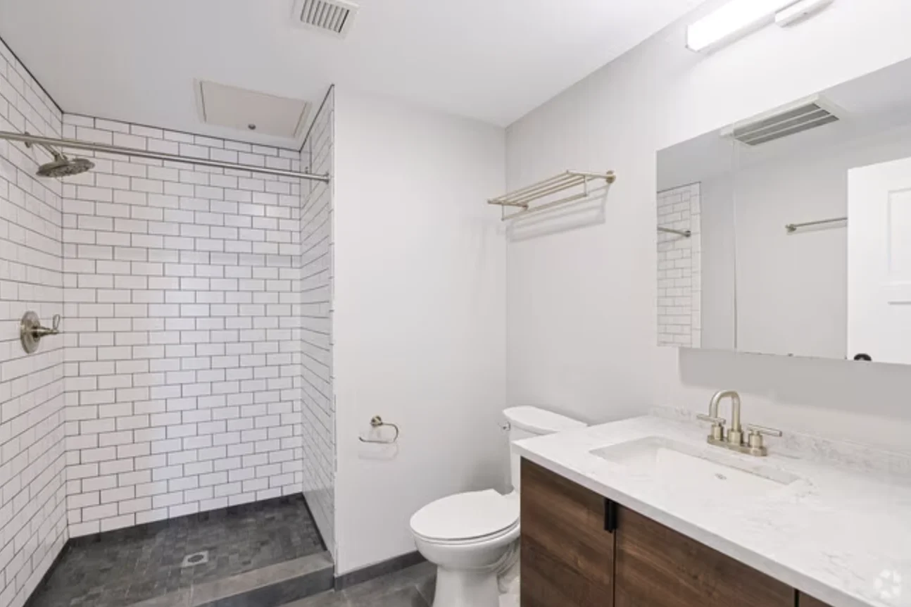 2 bed, 1 bath apartment for rent at 100 Hemenway St Unit 407, Fenway — photo 2 of 12