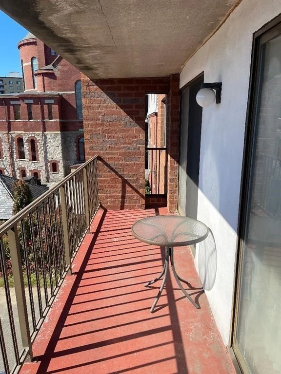 2 bed, 2 bath apartment for rent at 100 High St Unit 408, Medford — photo 4 of 13