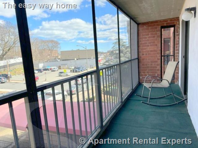 2 bed, 2 bath apartment for rent at 100 High St Unit 505, Medford Square — photo 21 of 23