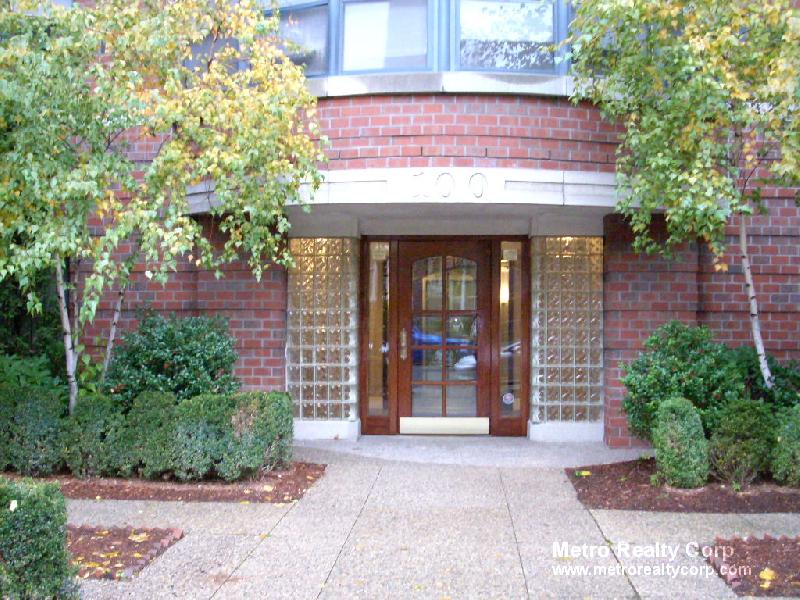 1 bed, 1 bath apartment for rent at 100 Jersey St Unit 303, Fenway — photo 9 of 10