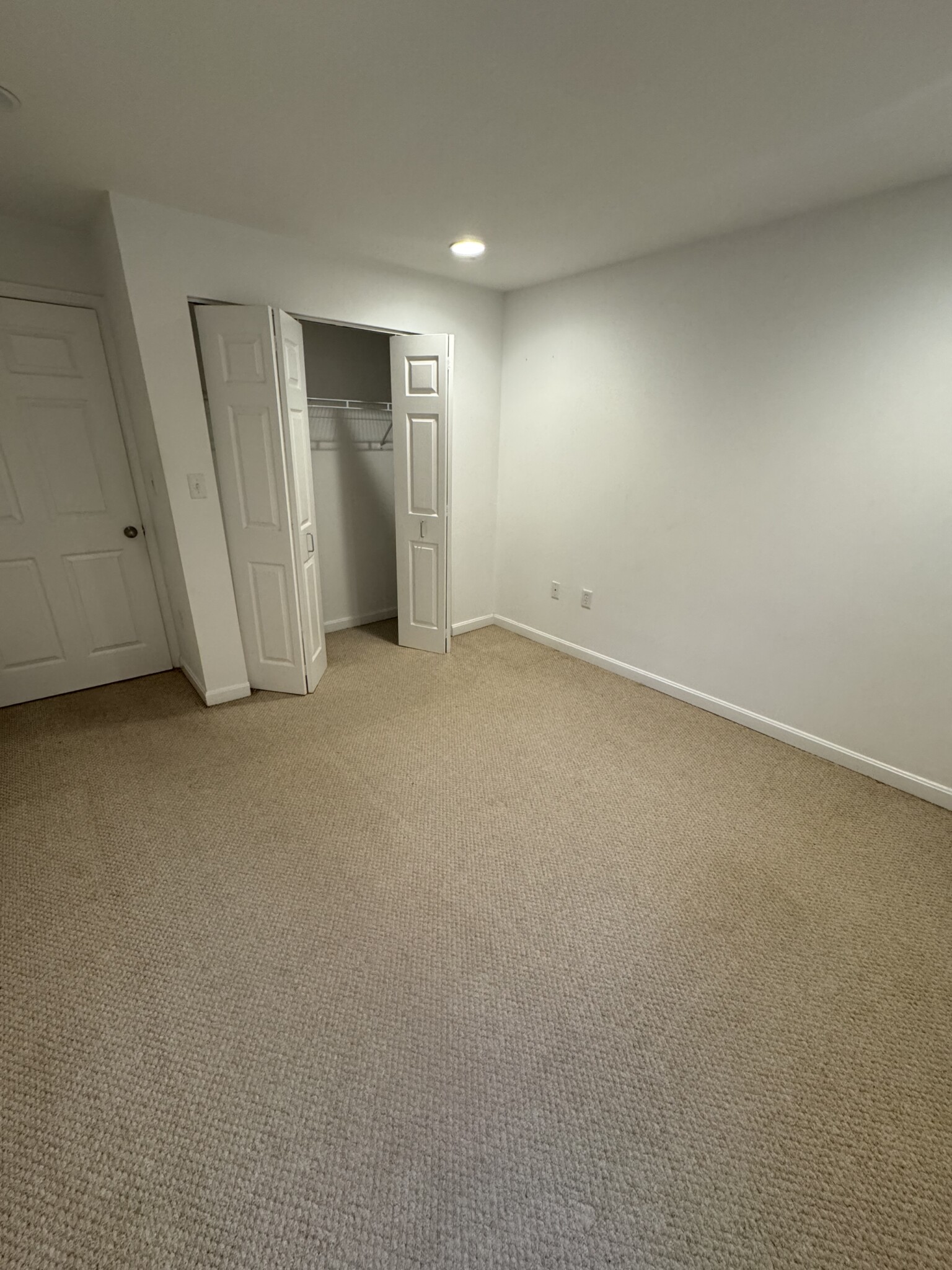 2 bed, 1 bath apartment for rent at 100 Jersey St Unit 401, Fenway — photo 6 of 19