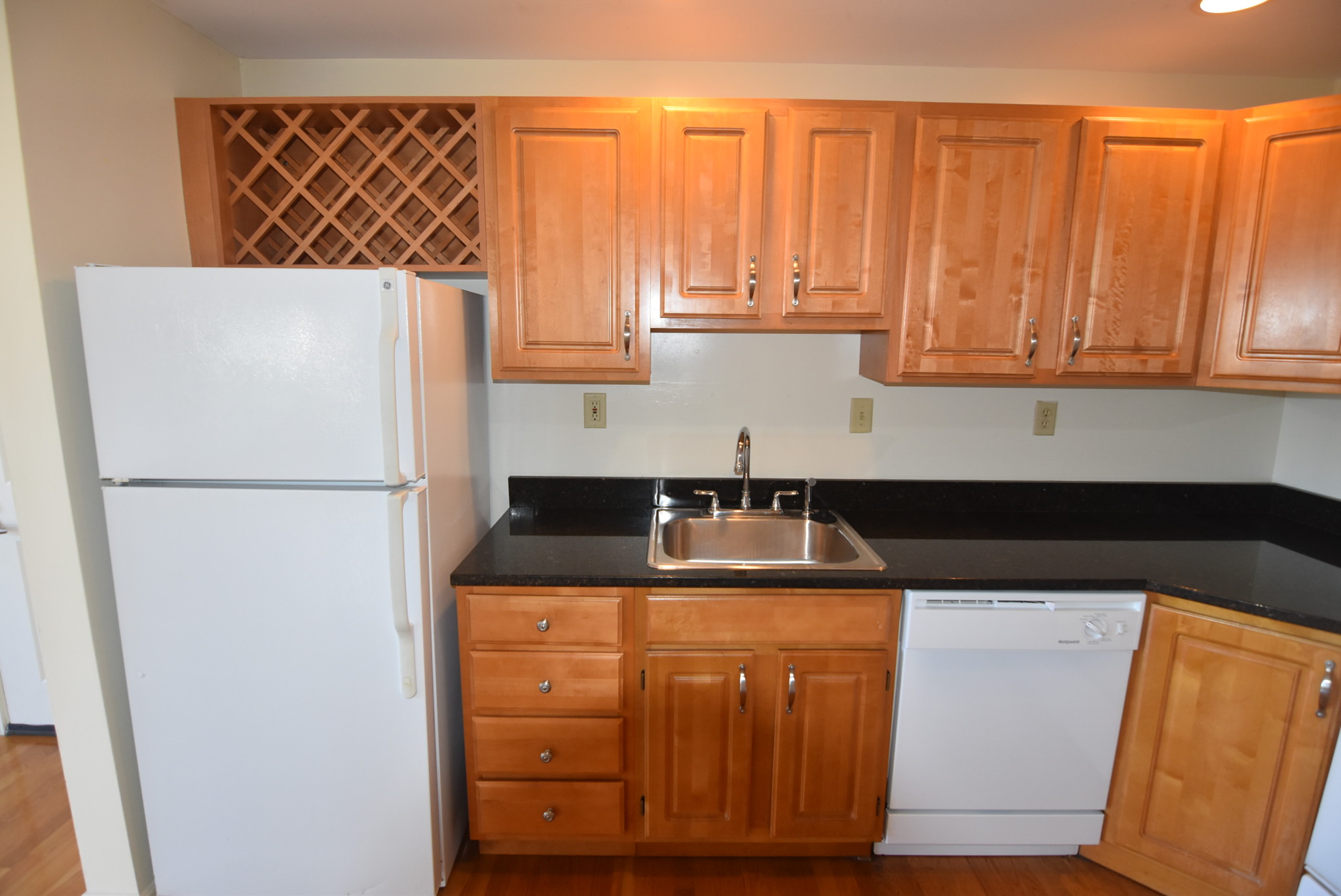 2 bed, 1 bath apartment for rent at 100 Jersey St Unit 601, Fenway — photo 6 of 36
