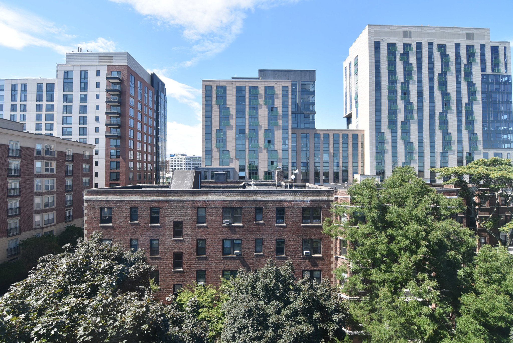 2 bed, 1 bath apartment for rent at 100 Jersey St Unit 601, Fenway — photo 9 of 36