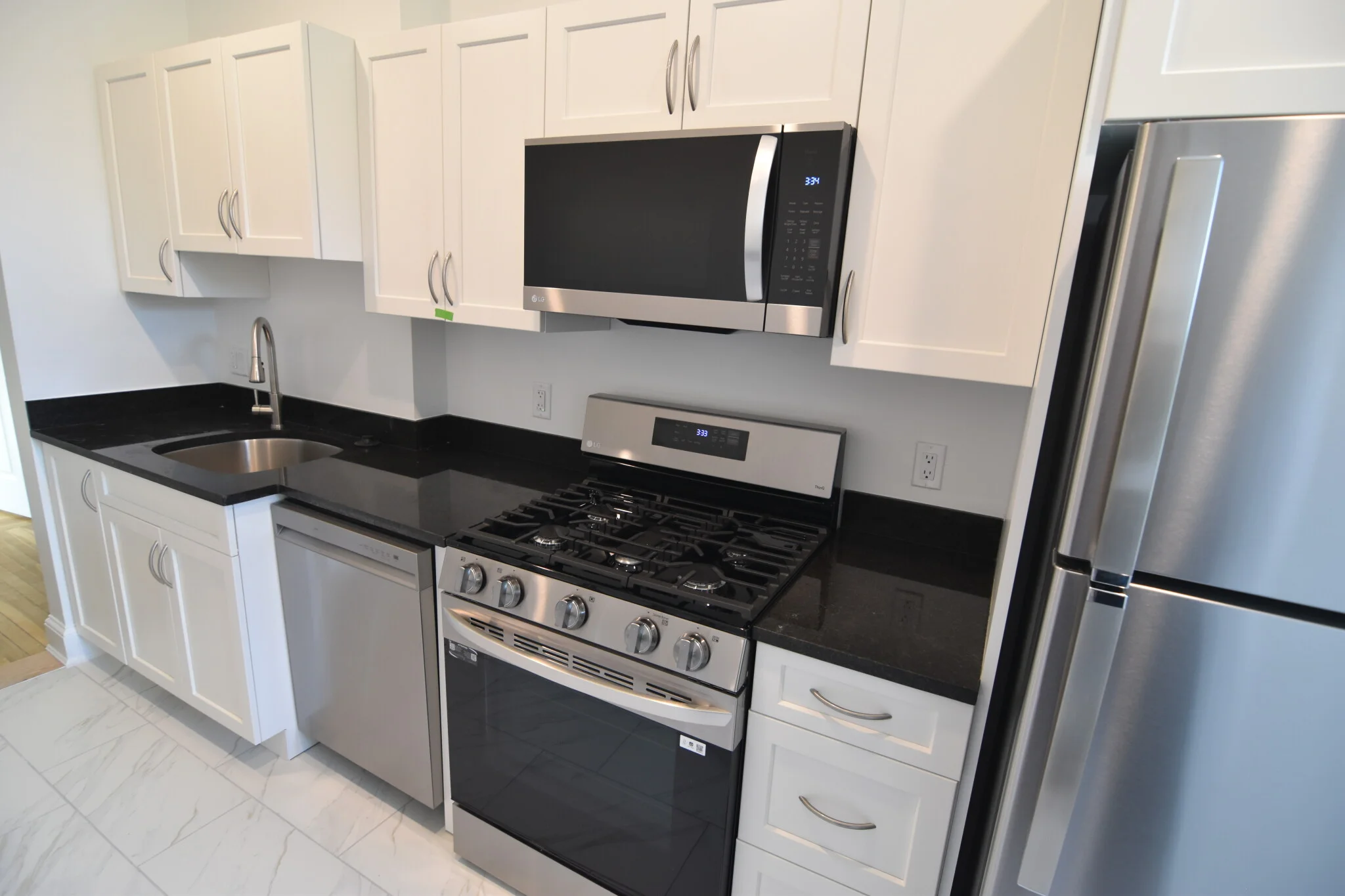 1 bed, 1 bath apartment for rent at 100 Kilsyth Rd Unit 27, Brighton — photo 6 of 17
