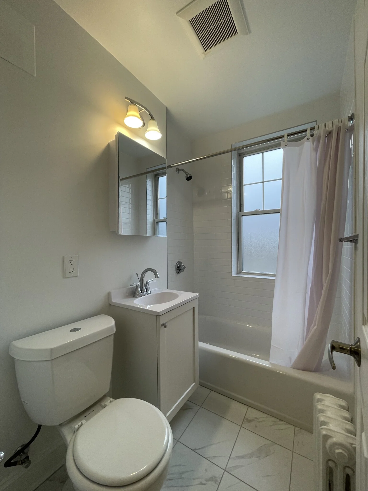 1 bed, 1 bath apartment for rent at 100 Kilsyth Rd Unit 27, Brighton — photo 4 of 17
