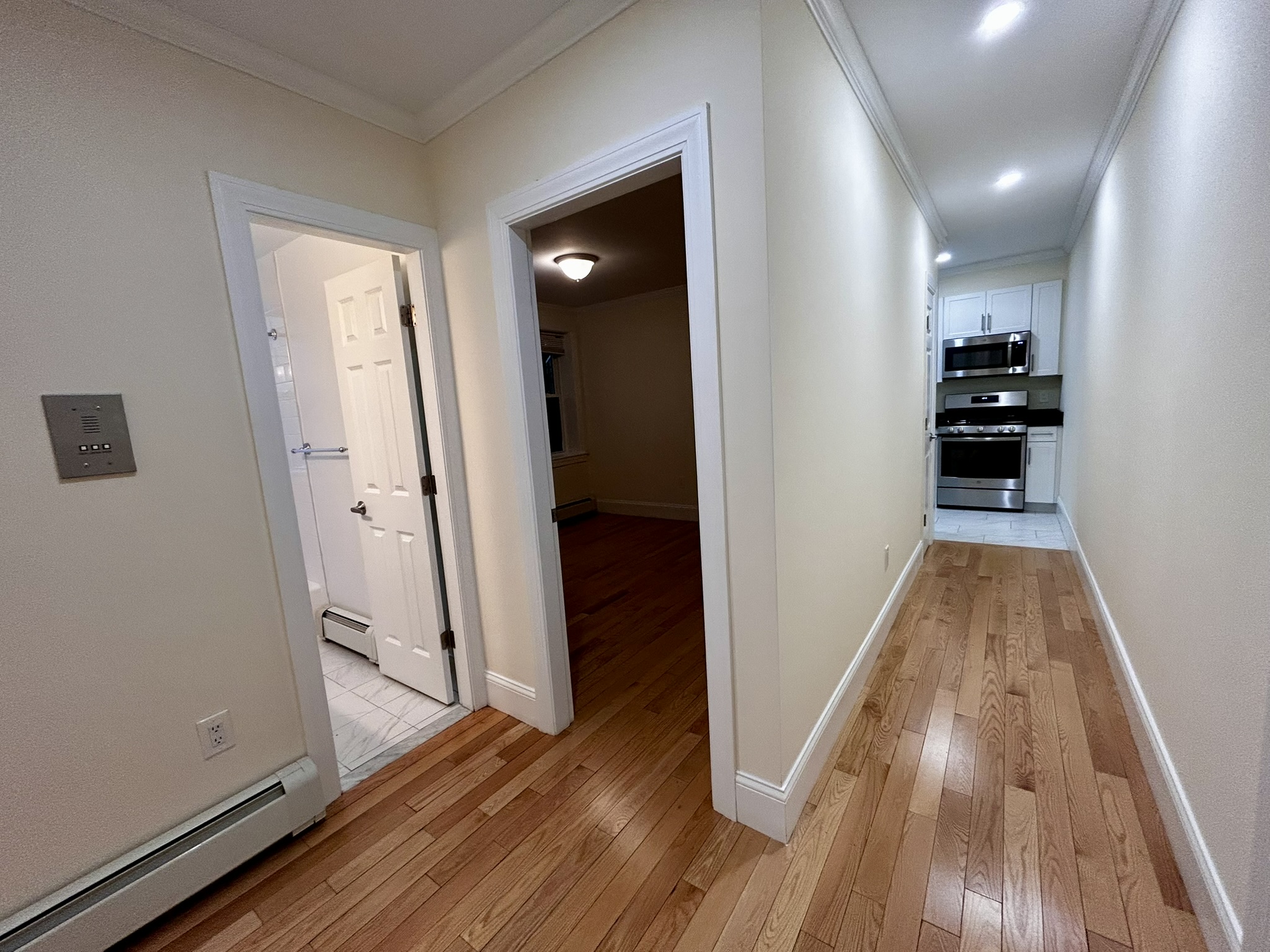 2 bed, 1 bath apartment for rent at 100 Kilsyth Rd Unit 6, Brighton — photo 7 of 13