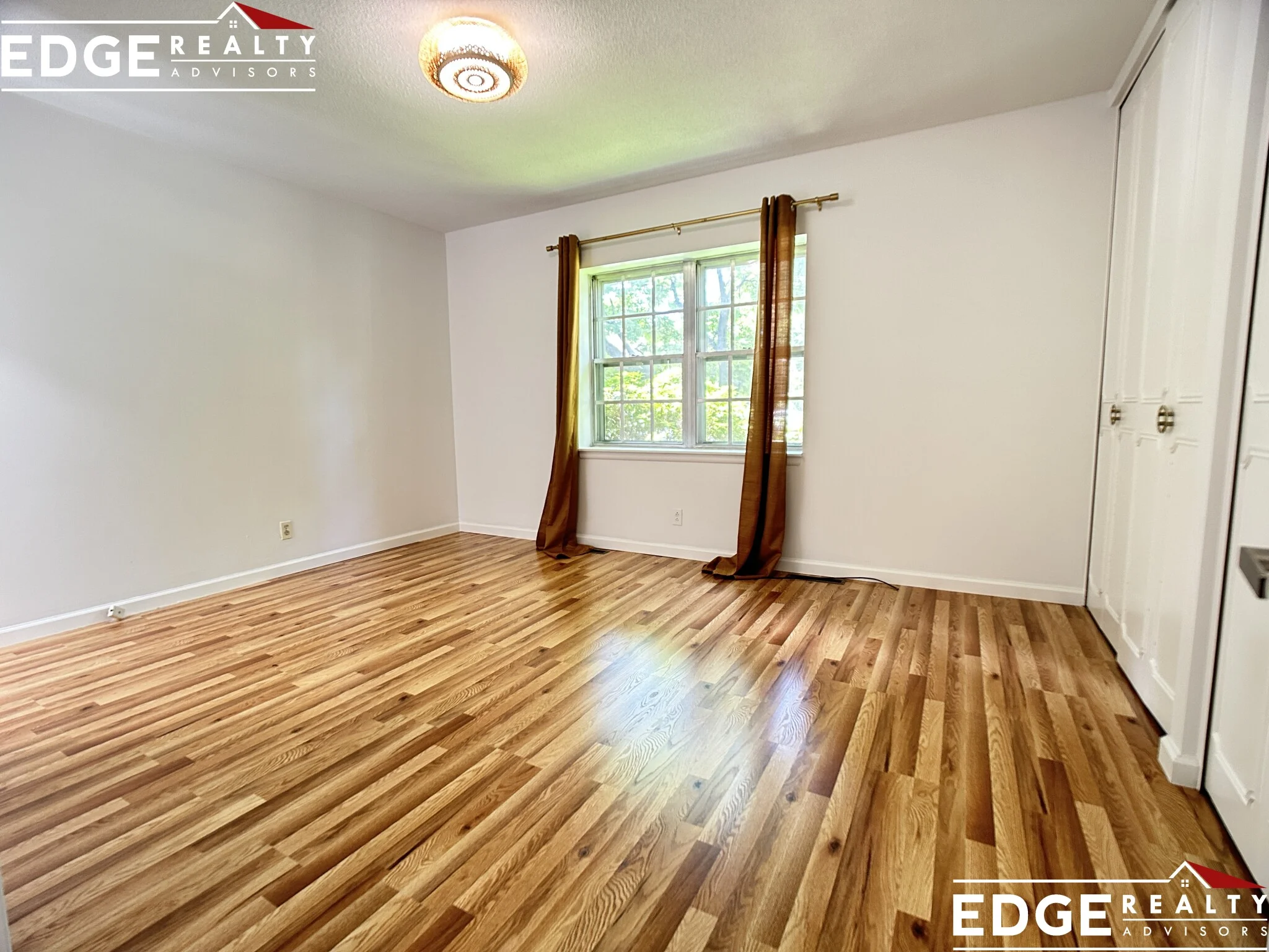 3 bed, 2 bath apartment for rent at 100 Lake Shore Rd Unit 2, Brighton — photo 9 of 9