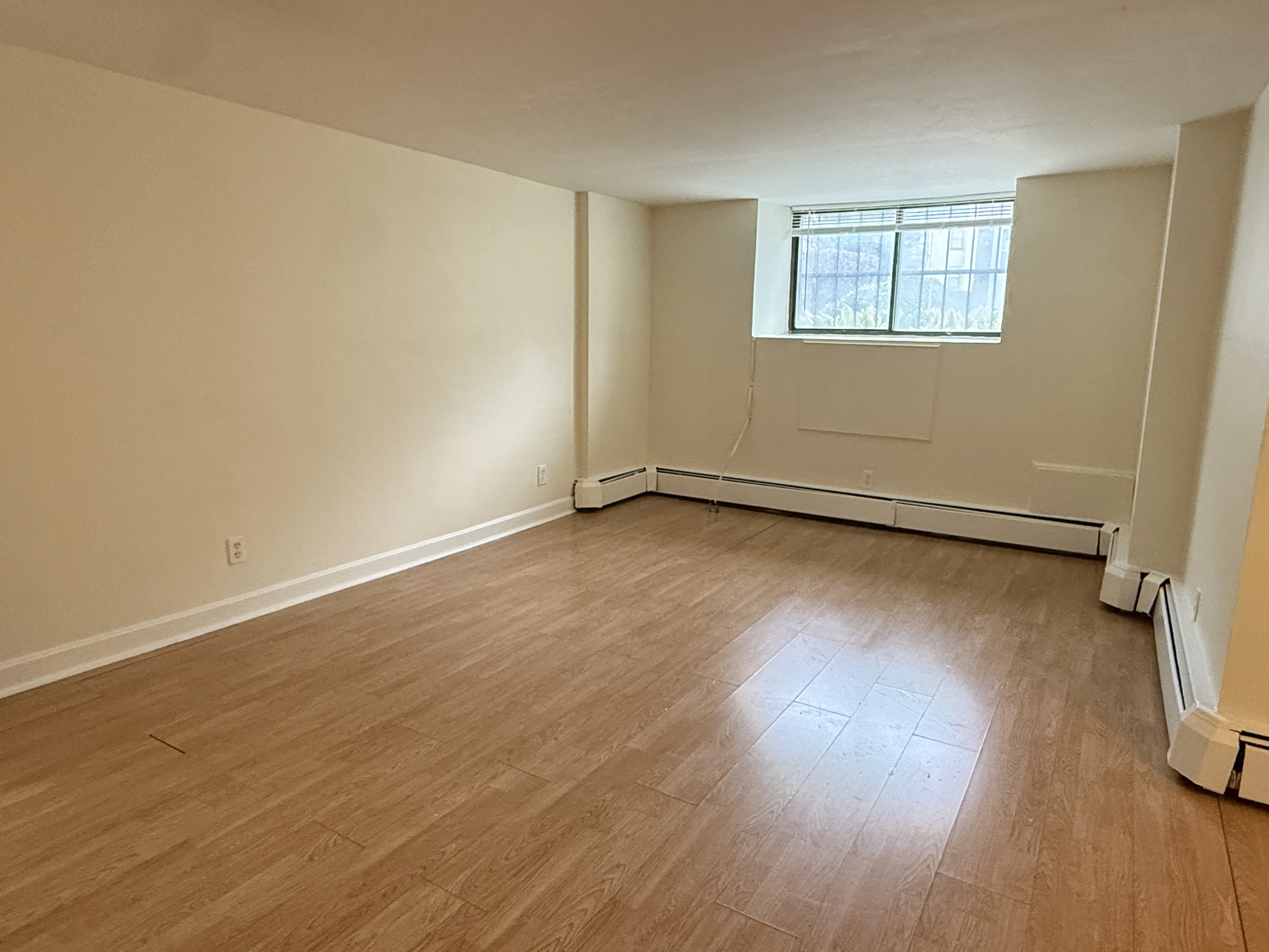 2 bed, 1 bath apartment for rent at 100 Lanark Rd Unit 14, Brighton — photo 11 of 12