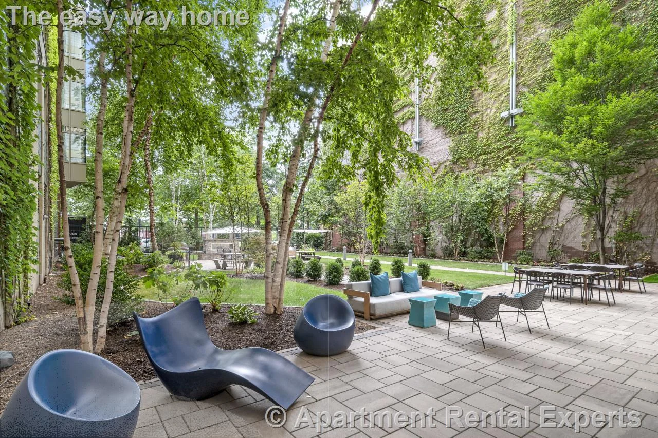 1 bed, 1 bath apartment for rent at 100 Landsdowne St Unit 1808, Central Square — photo 9 of 9