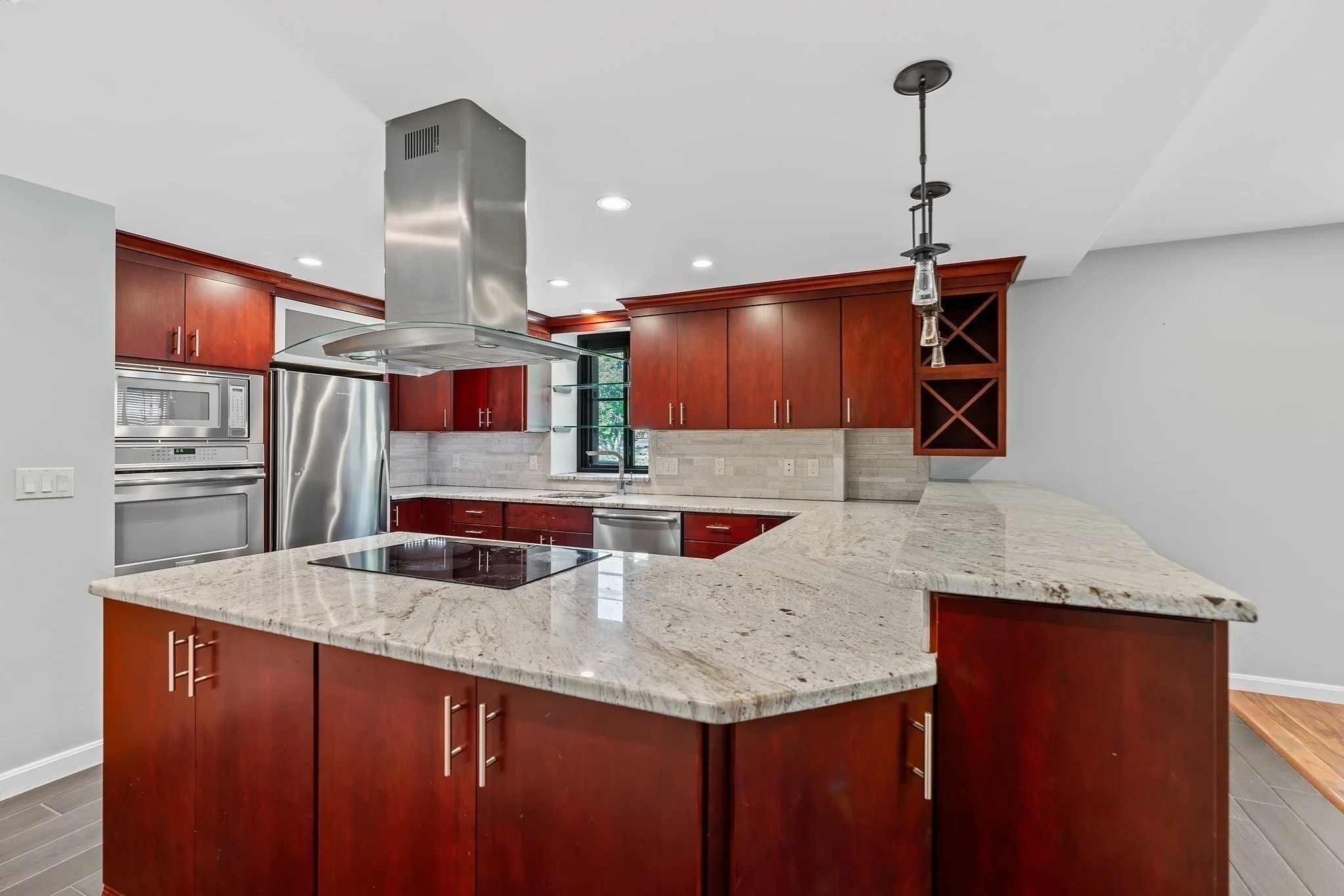 2 bed, 2 bath apartment for rent at 100 Ledgewood Dr Unit 319, Stoneham — photo 4 of 15