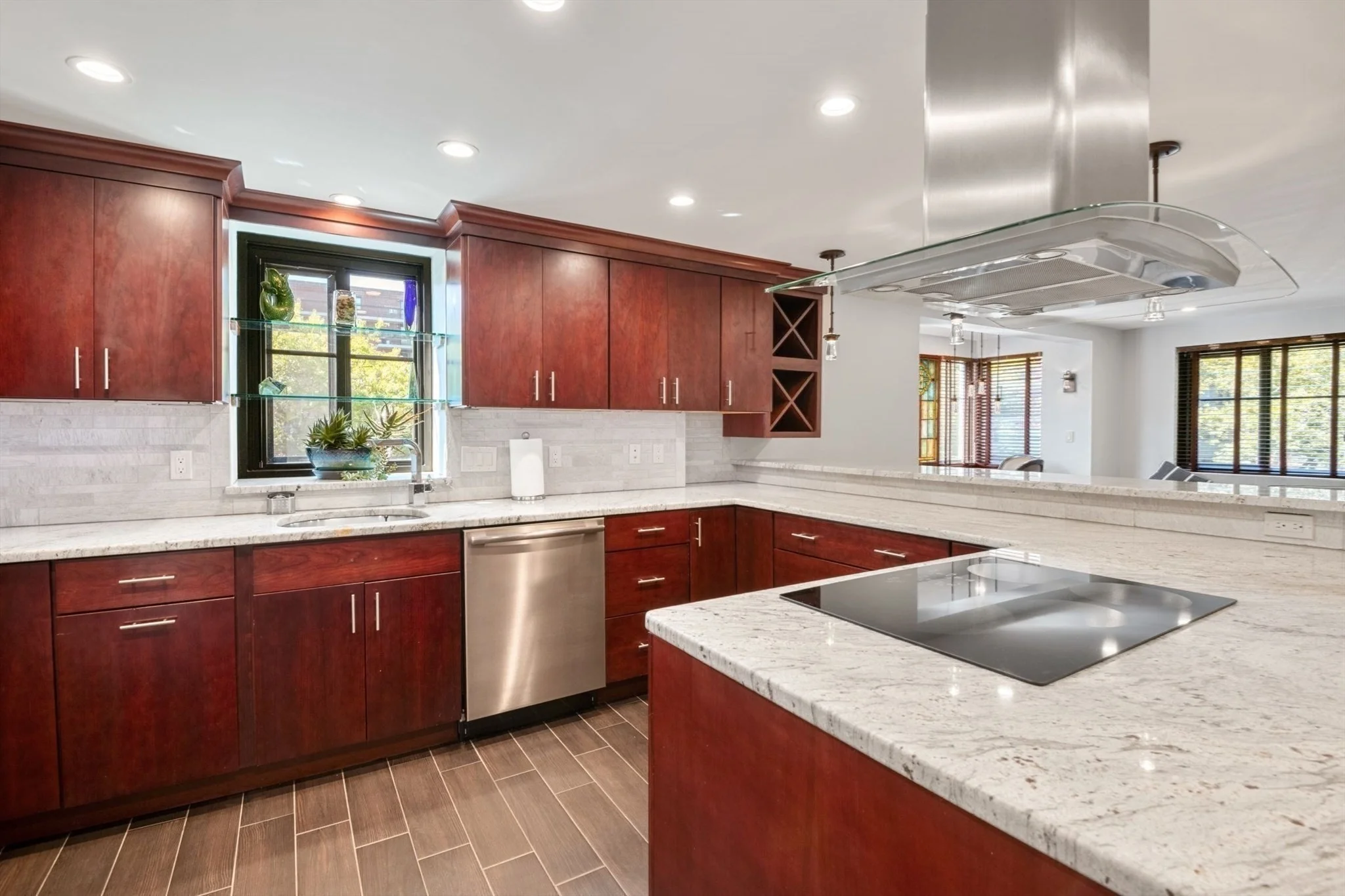 2 bed, 2 bath apartment for rent at 100 Ledgewood Dr Unit 319, Stoneham — photo 6 of 15