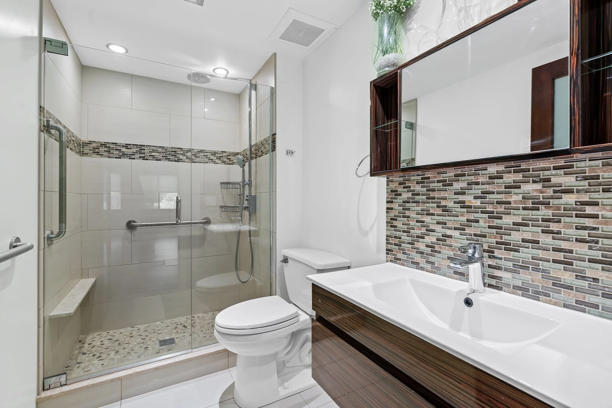 2 bed, 2 bath apartment for rent at 100 Ledgewood Dr Unit 319, Stoneham — photo 9 of 15