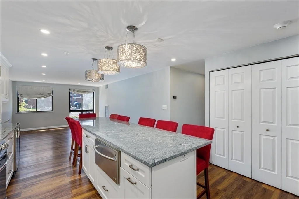 2 bed, 2 bath apartment for rent at 100 Ledgewood Dr Unit 410, Stoneham — photo 5 of 22