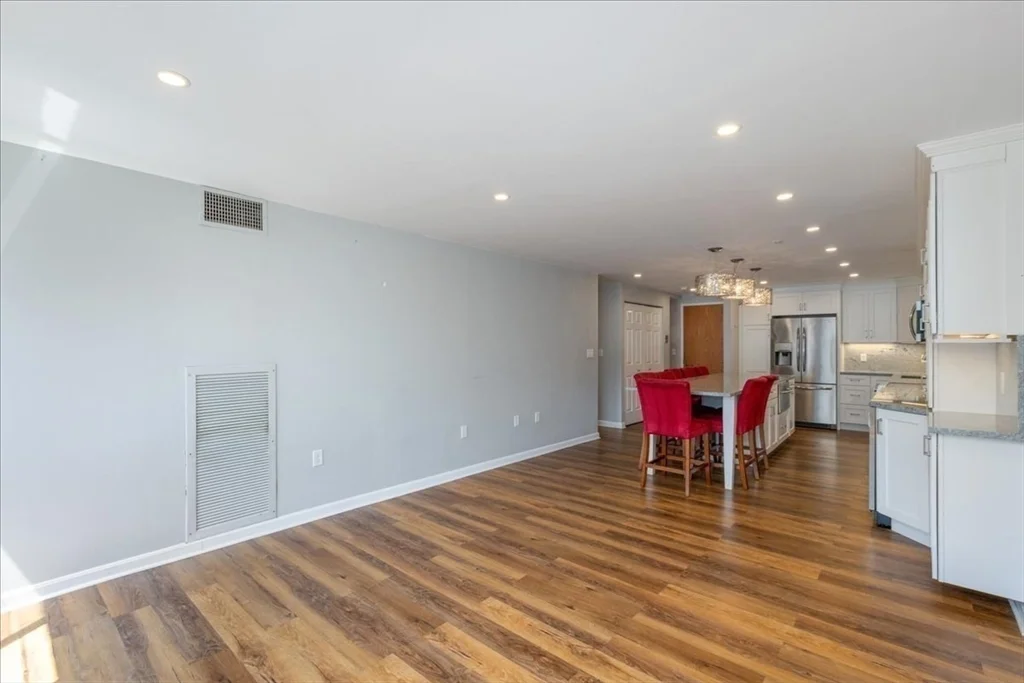 2 bed, 2 bath apartment for rent at 100 Ledgewood Dr Unit 410, Stoneham — photo 8 of 22