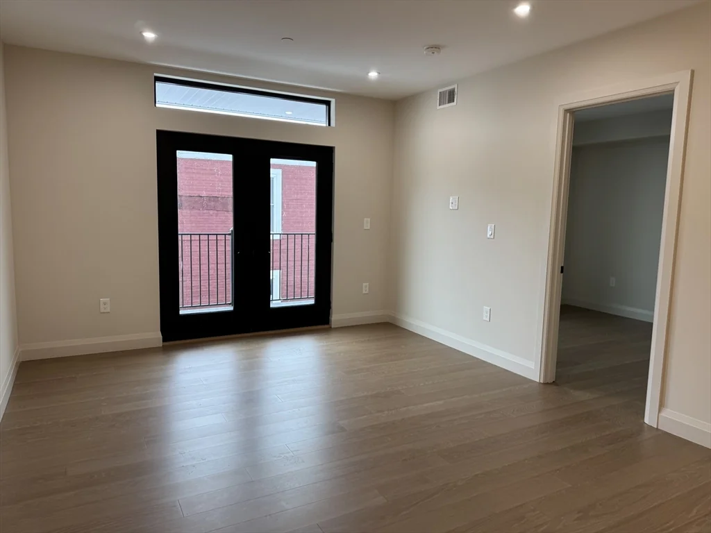 2 bed, 2 bath apartment for rent at 100 Lincoln Unit 307, Brighton — photo 7 of 41