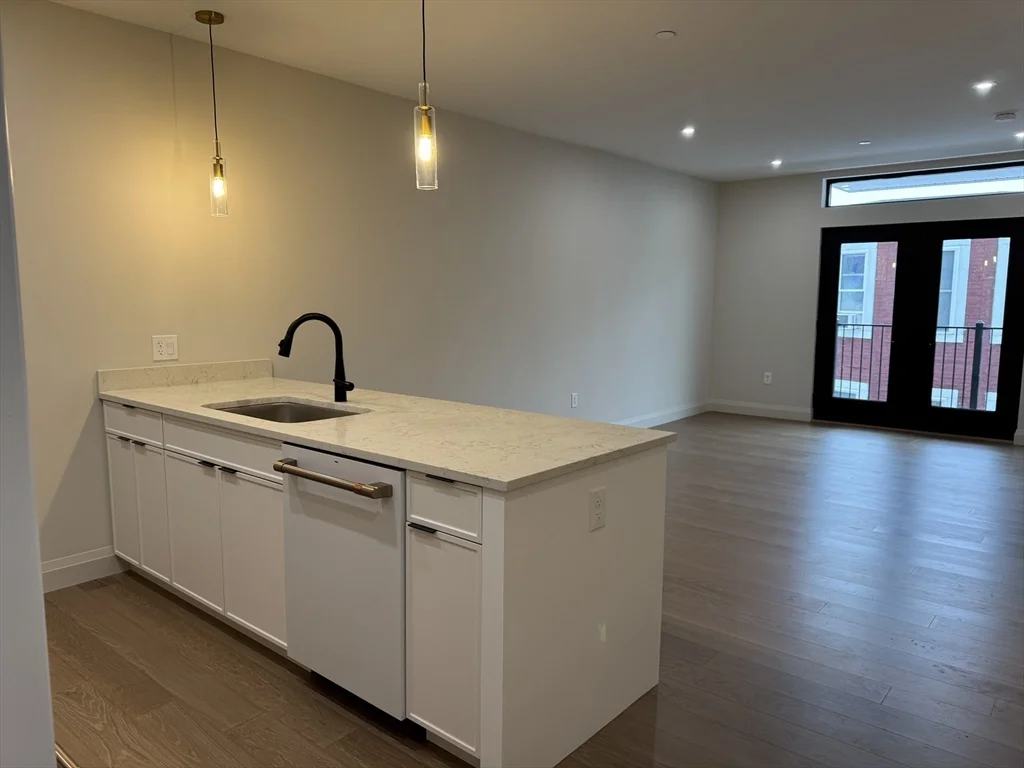 2 bed, 2 bath apartment for rent at 100 Lincoln Unit 307, Brighton — photo 5 of 41