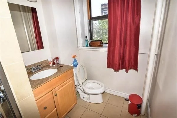 3 bed, 1 bath apartment for rent at 100 Linden St Unit 8, Allston — photo 6 of 16
