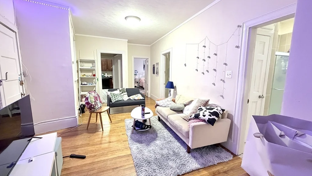 3 bed, 1 bath apartment for rent at 100 Linden St Unit 8, Allston — photo 12 of 16