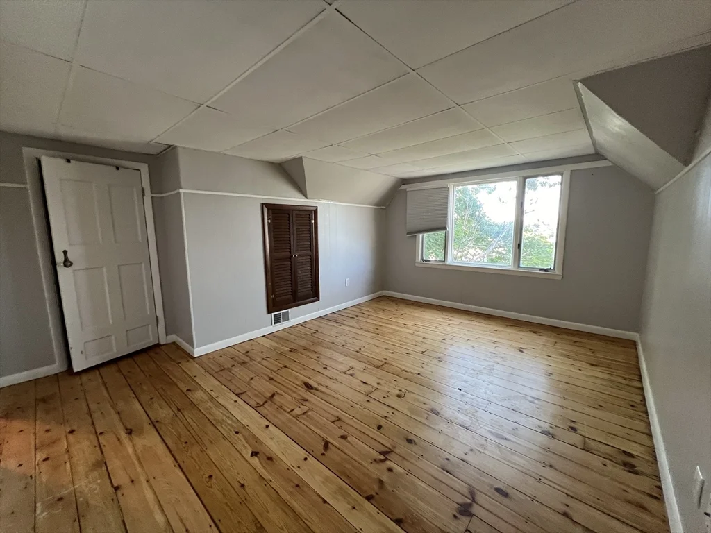 2 bed, 1 bath apartment for rent at 100 Linden St Unit C, Salem — photo 7 of 10