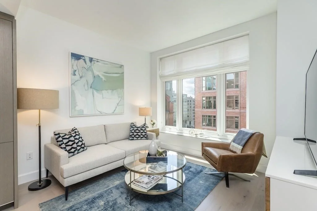 1 bed, 1 bath apartment for rent at 100 Lovejoy Pl Unit 10L, Waterfront — photo 2 of 10
