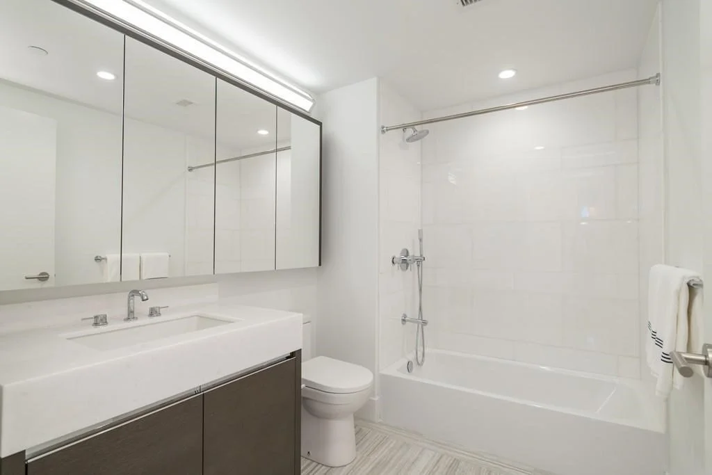 1 bed, 1 bath apartment for rent at 100 Lovejoy Pl Unit 6H, Waterfront — photo 6 of 12