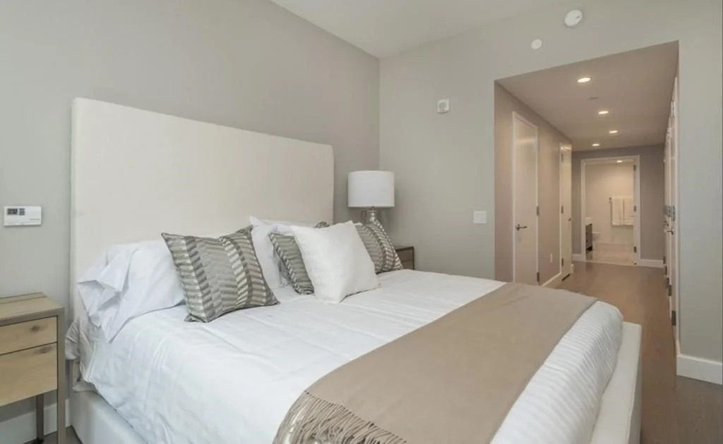 2 bed, 2 bath apartment for rent at 100 Lovejoy Pl Unit 8C, Waterfront — photo 3 of 10