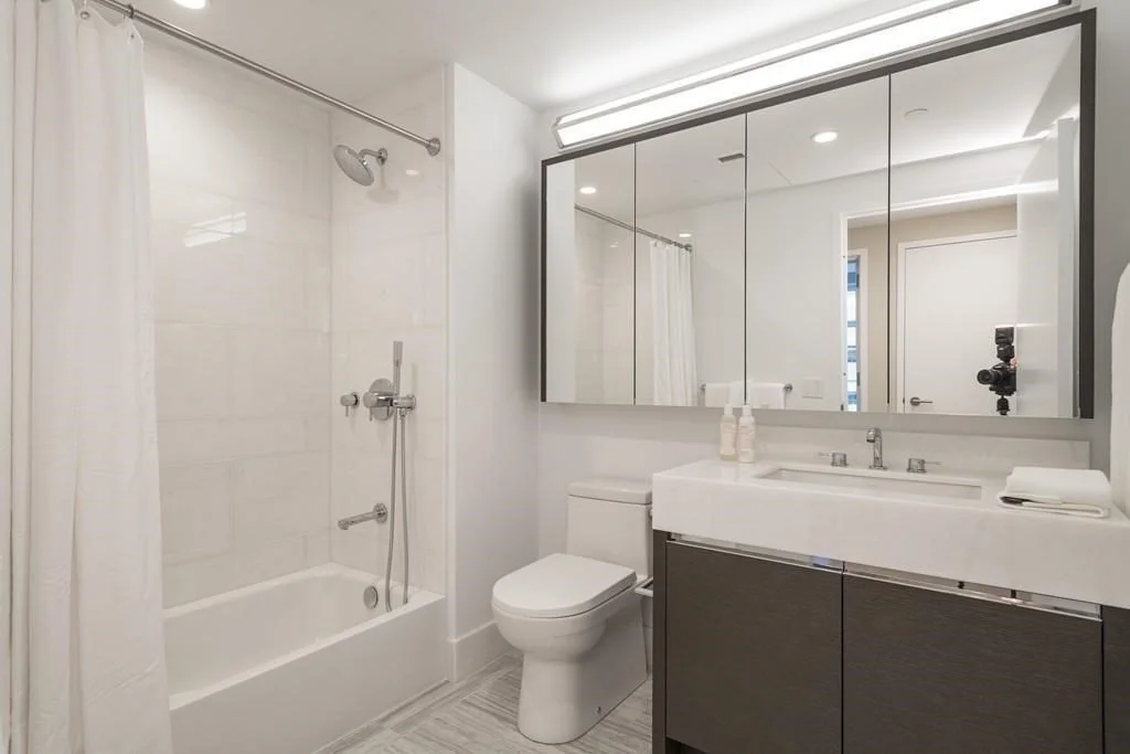 2 bed, 2 bath apartment for rent at 100 Lovejoy Pl Unit 9C, Waterfront — photo 6 of 11