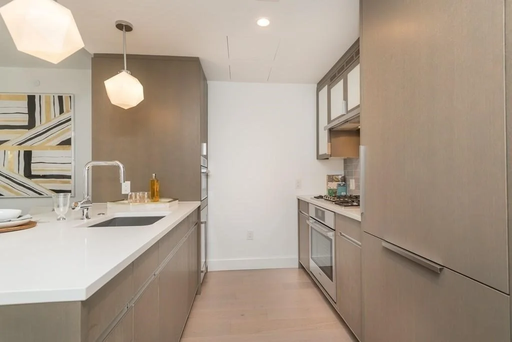 2 bed, 2 bath apartment for rent at 100 Lovejoy Pl Unit 9C, Waterfront — photo 2 of 11