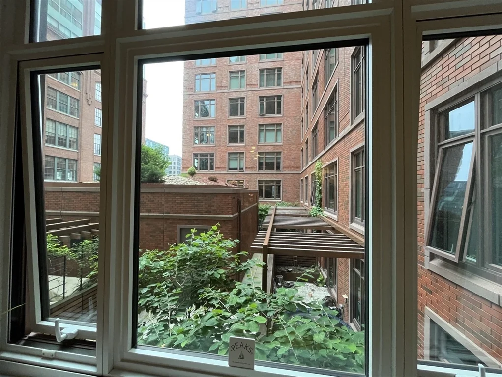 Studio bed, 1 bath apartment for rent at 100 Lovejoy Unit 4L, West End — photo 7 of 13
