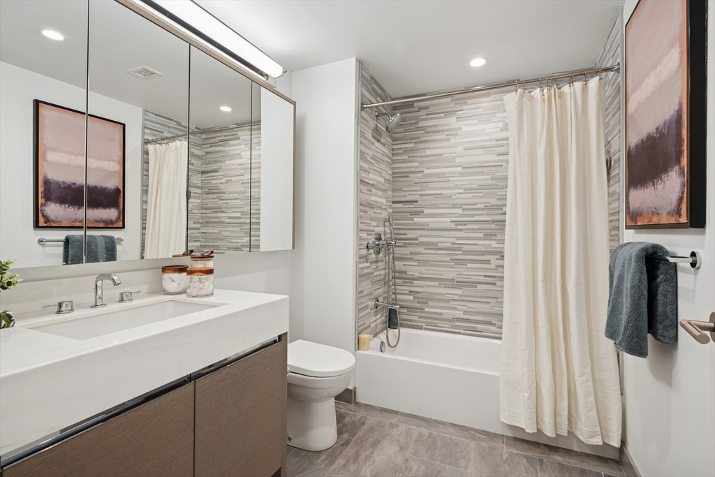 2 bed, 2 bath apartment for rent at 100 Lovejoy Wharf Unit 10G, Waterfront — photo 13 of 15