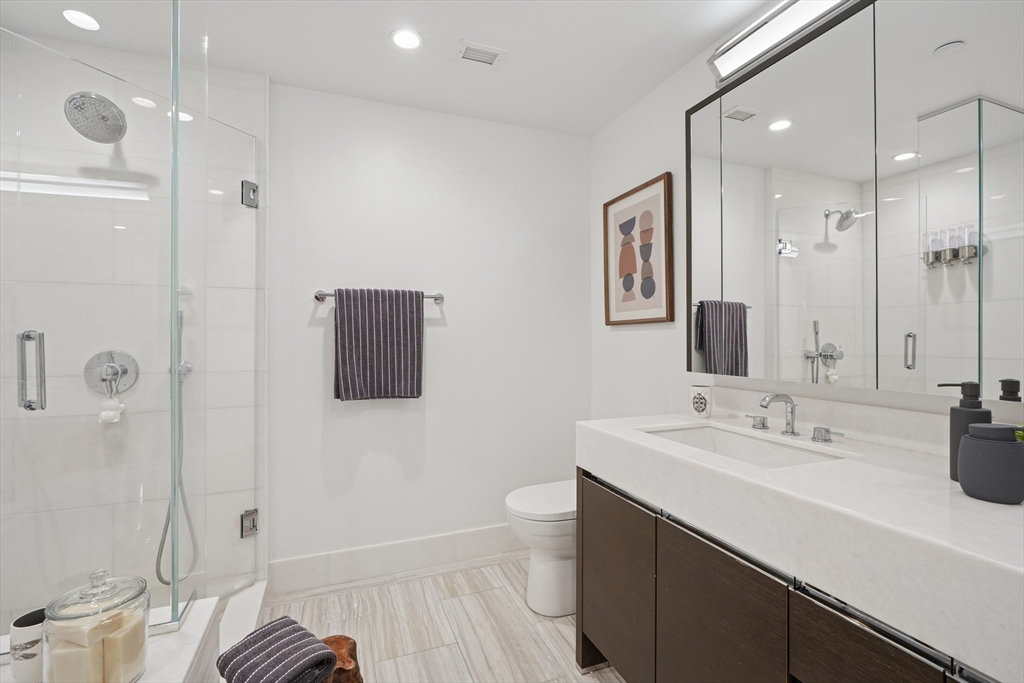 2 bed, 2 bath apartment for rent at 100 Lovejoy Wharf Unit 10G, Waterfront — photo 11 of 15