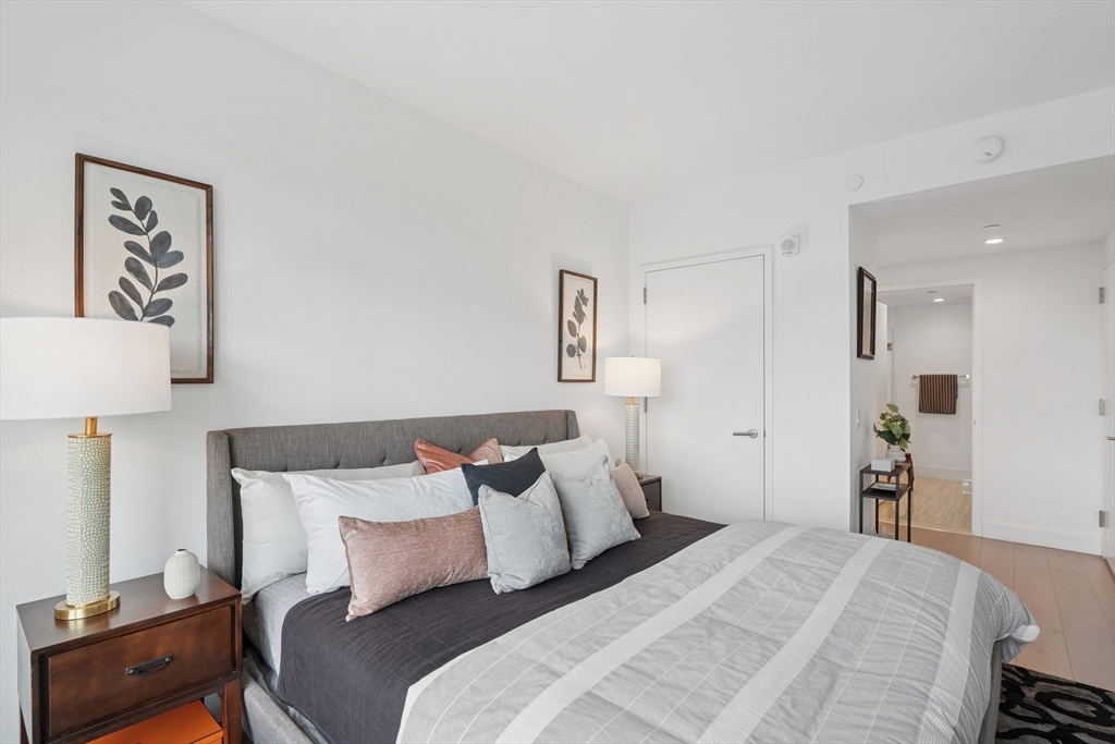 2 bed, 2 bath apartment for rent at 100 Lovejoy Wharf Unit 10G, Waterfront — photo 10 of 15
