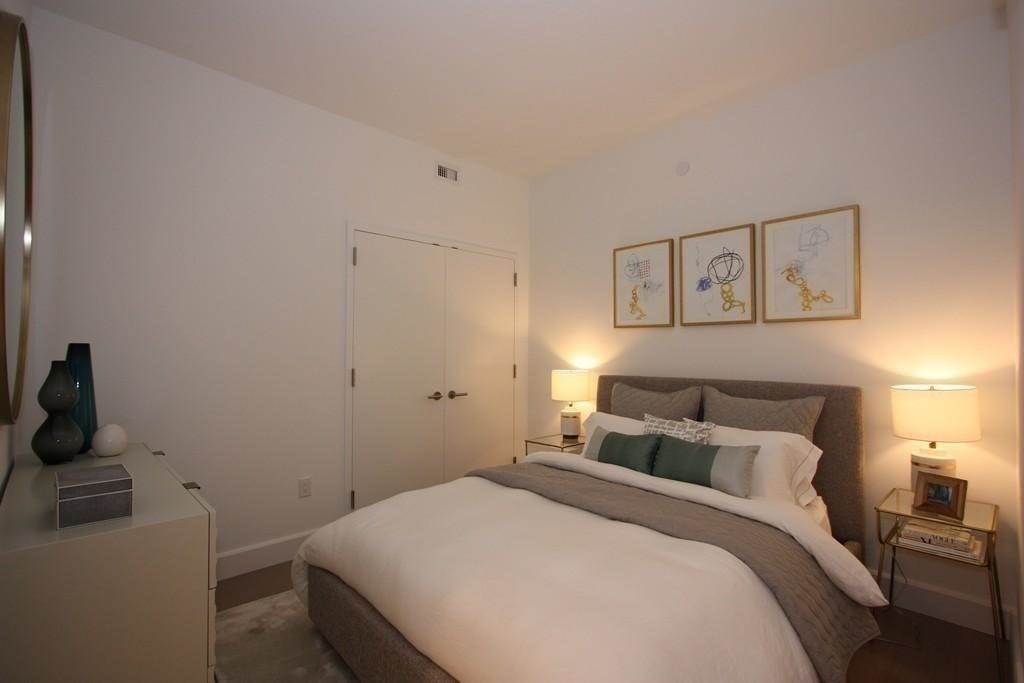 1 bed, 1 bath apartment for rent at 100 Lovejoy Wharf Unit 10M, West End — photo 3 of 16