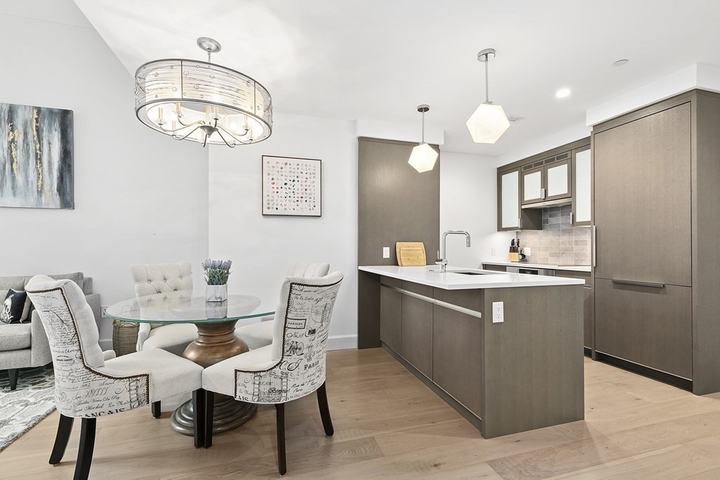 1 bed, 1 bath apartment for rent at 100 Lovejoy Wharf Unit 12M, North End — photo 2 of 22