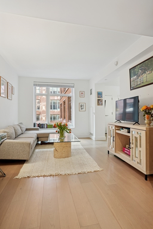 1 bed, 1 bath apartment for rent at 100 Lovejoy Wharf Unit 4Q, Waterfront — photo 18 of 22