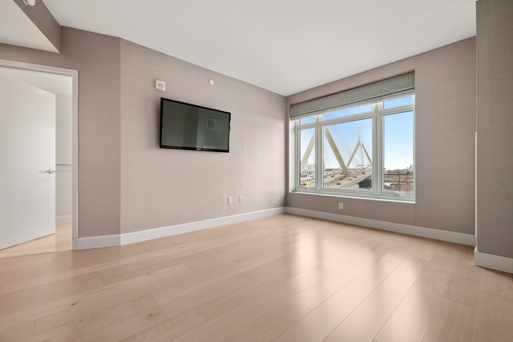 3 bed, 2 bath apartment for rent at 100 Lovejoy Wharf Unit 5D, Waterfront — photo 13 of 40