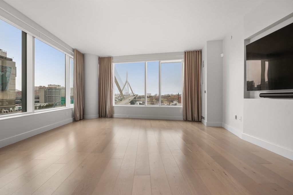 3 bed, 2 bath apartment for rent at 100 Lovejoy Wharf Unit 5D, Waterfront — photo 2 of 40