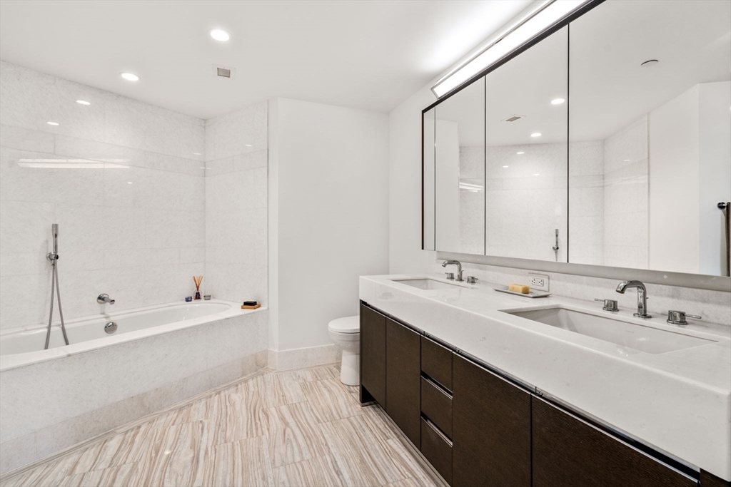 1 bed, 1 bath apartment for rent at 100 Lovejoy Wharf Unit 7E, Waterfront — photo 7 of 19