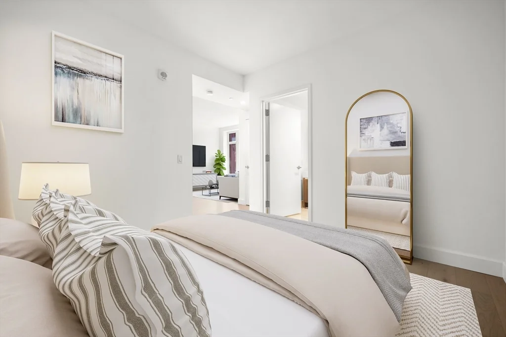 Studio bed, 1 bath apartment for rent at 100 Lovejoy Wharf Unit 7L, Boston — photo 2 of 18