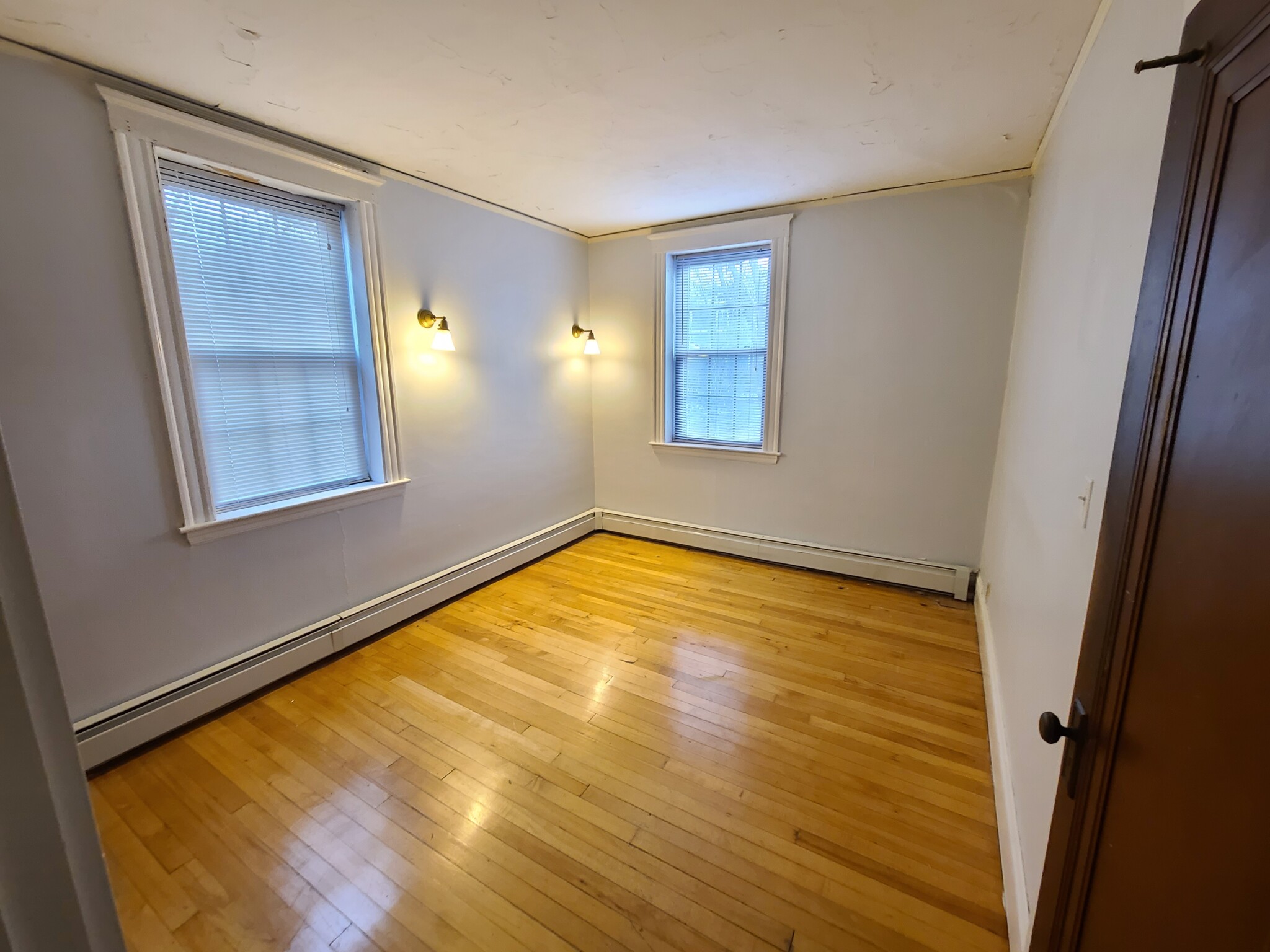 1 bed, 1 bath apartment for rent at 100 Madison Ave Unit 2, Newtonville — photo 5 of 9