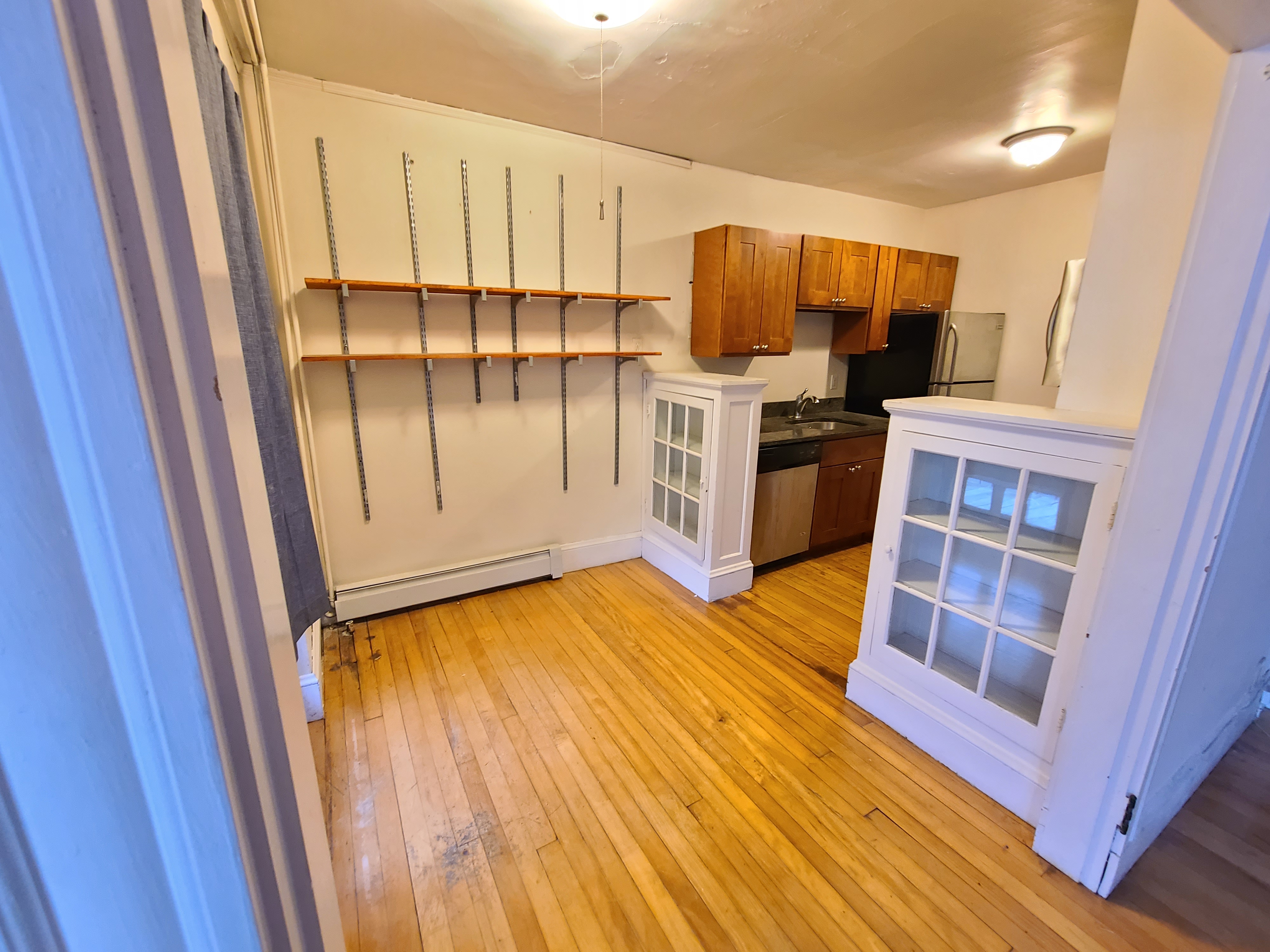 1 bed, 1 bath apartment for rent at 100 Madison Ave Unit 3, Newtonville — photo 4 of 9