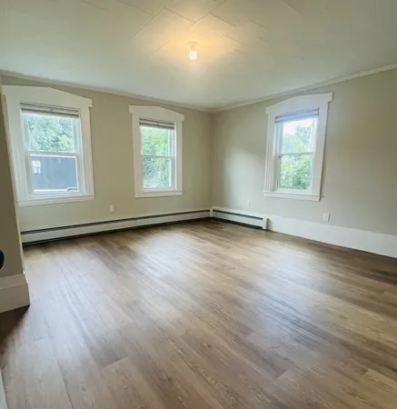 3 bed, 2 bath apartment for rent at 100 Main St Unit 2, Hopkinton — photo 7 of 11