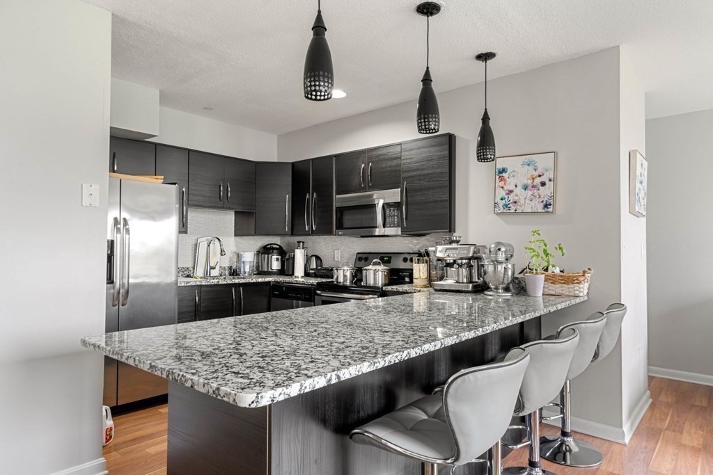 2 bed, 2 bath apartment for rent at 100 Marina Dr Unit 322, Quincy — photo 6 of 19